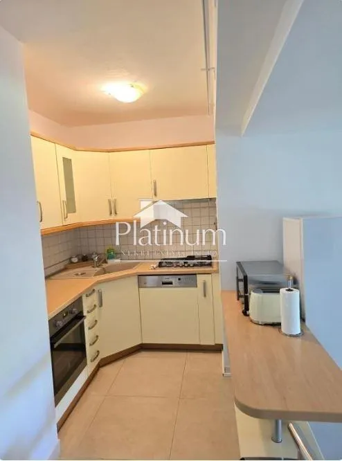 Istra, Banjole, dvosobni apartman s vlastitim bazenom - cover