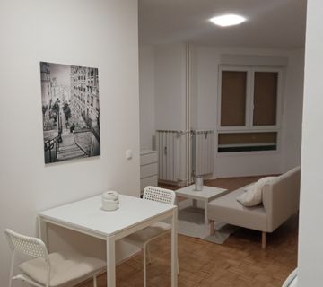 garsonjera u Rijeci na Podmurvicama, 33m2 - cover