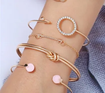 Komplet narukvica Jasmine - 4 različitih narukvica - cover