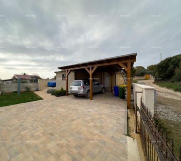 Prodaja kuće na odličnoj lokaciji, Medulin! (prodaja) - cover