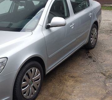 Škoda octavia  - cover