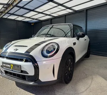 IMA SVE !!! MINI Cooper 2023g SE 184 ks ELECTRIC MAX !!! - cover