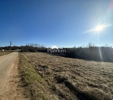 KAROJBA OKOLICA, 3700m2, građevinsko - cover