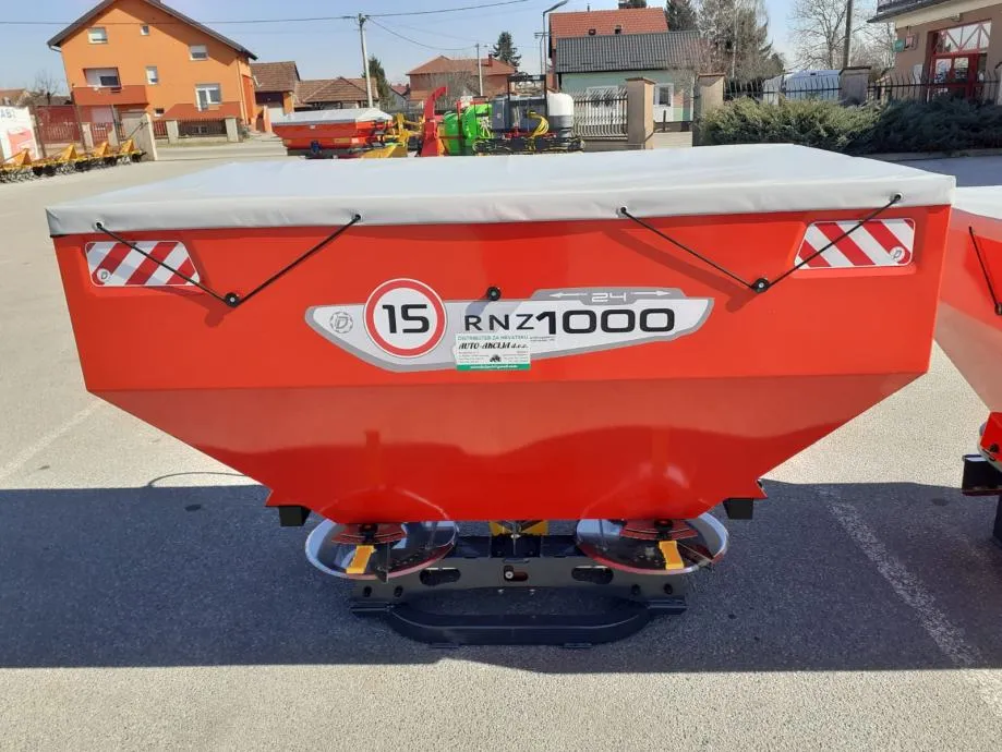 RASIPAČ UMJETNOG GNOJIVA 1000L "SUPER-ABO" - cover