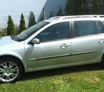Renault Laguna karavan 2002 g.Privileg oprema - cover