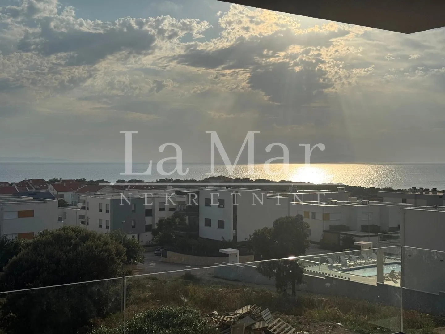 Novalja- Babe- II kat- AP 3- 84,32 m2- 295.000 € - cover