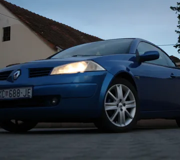 Renault megane cabriolet - cover