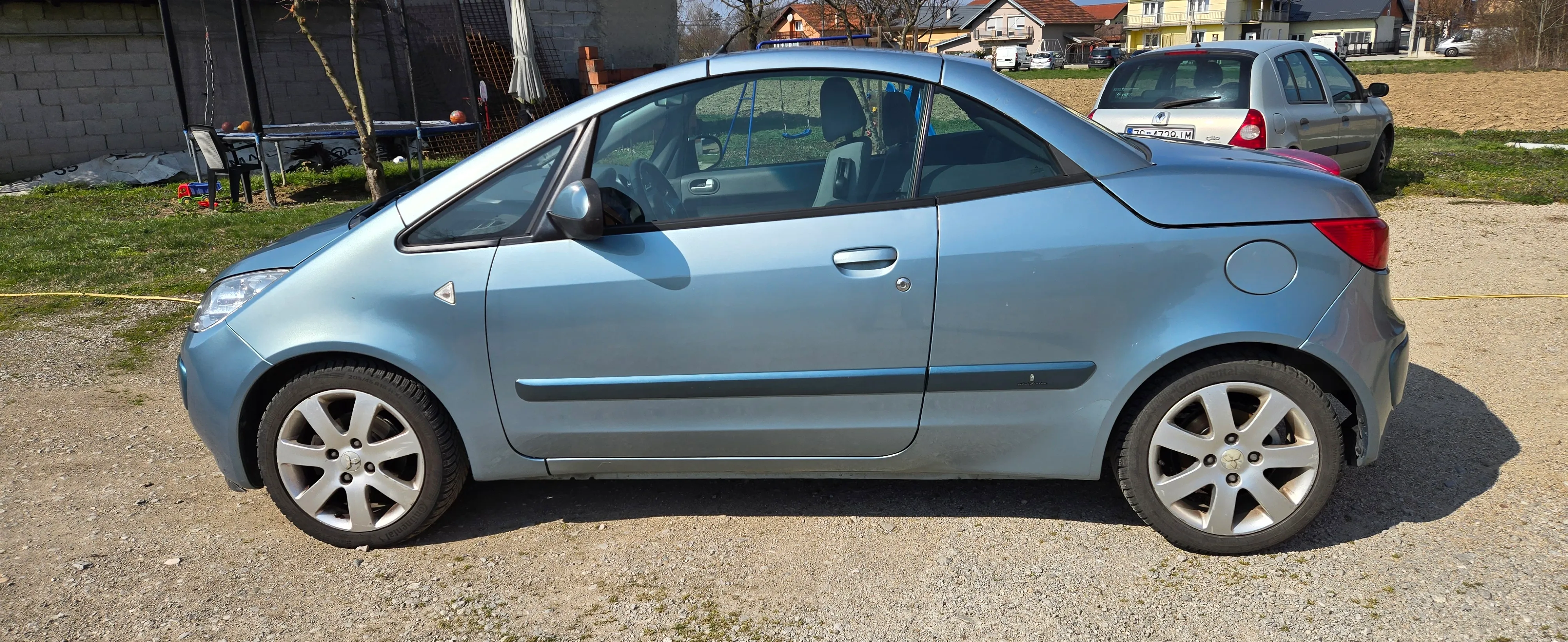 Cabriolet Mitsubishi Colt CZC - Cabrio - cover