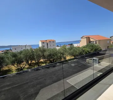 Kaštela, 2-sobni stan 102,28 m², 2 PARKIRNA MJESTA, KREDIT MOGUĆ! - cover