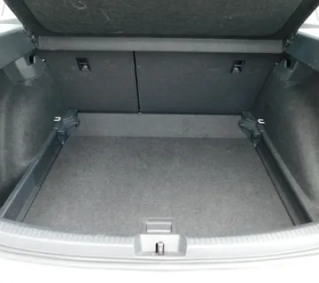 10113 Volkswagen Taigo 1.0 TSI Life - cover