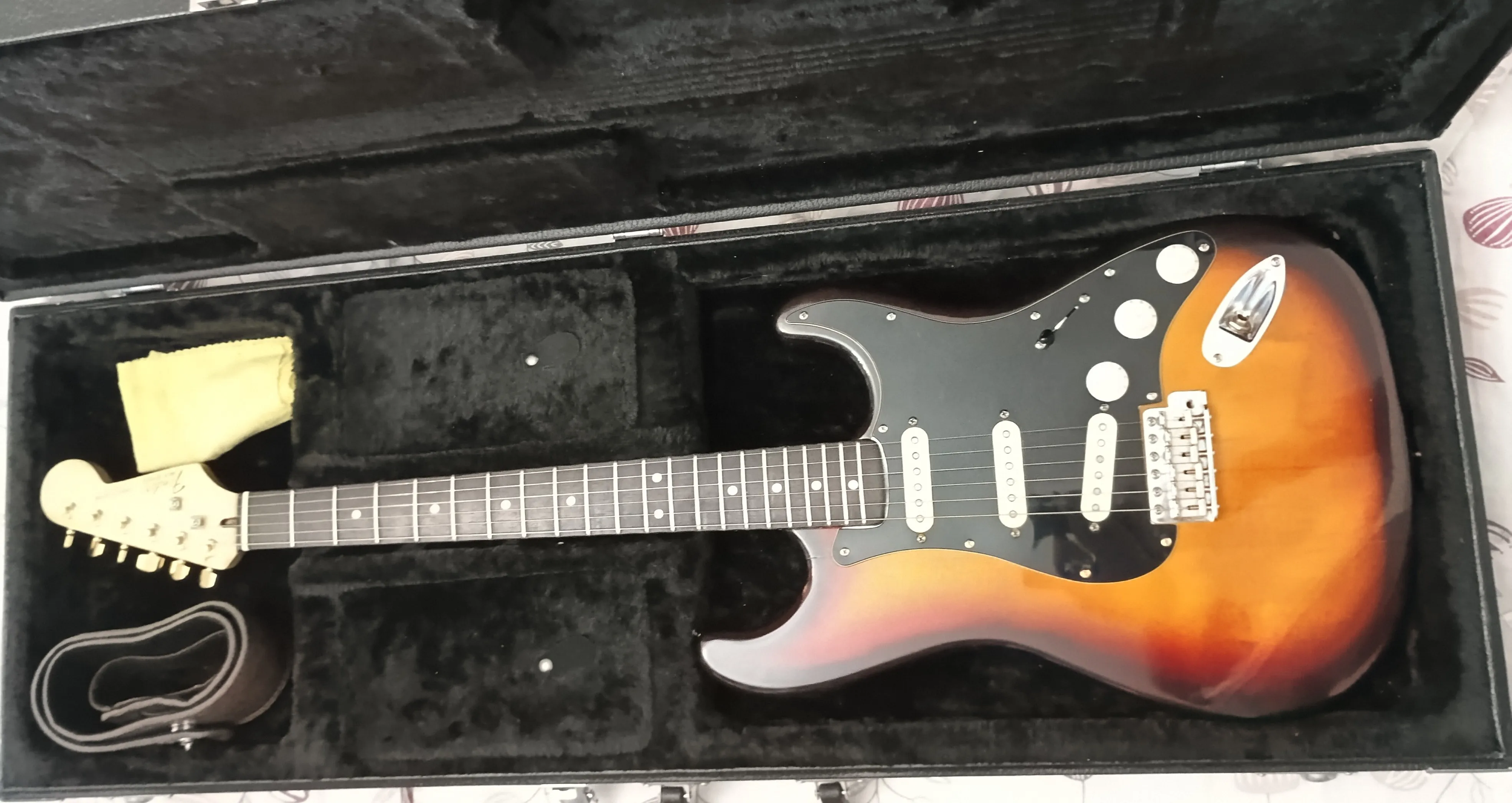 Stratocaster cca 1982/3 majstor NICK - cover