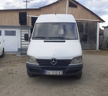 Mercedes sprinter 221cdi u odlicnom stanju očuvan 2000 godina - cover