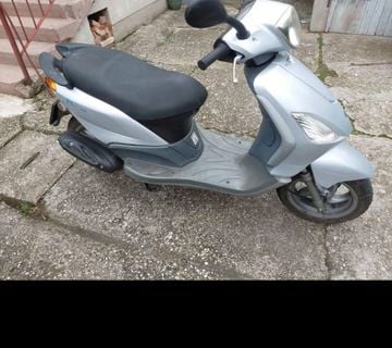 Piaggio fly 100cc  - cover