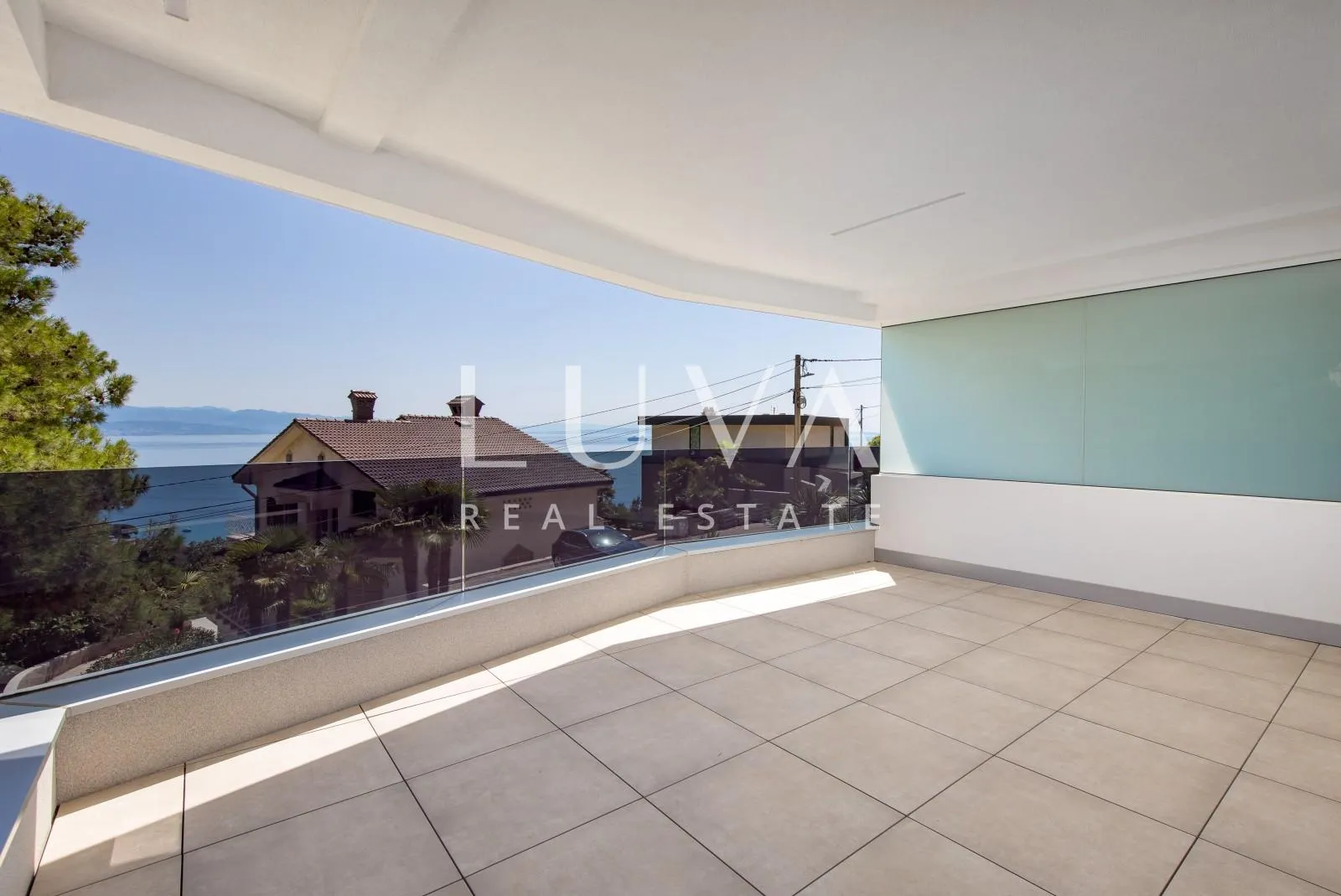 Opatija, luksuzna novogradnja s pogledom na more, stan NKP 109,73 m2 - cover