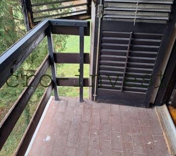 Topusko, kuća 170 m2 sa zemljštem površine 2452 m2 - cover