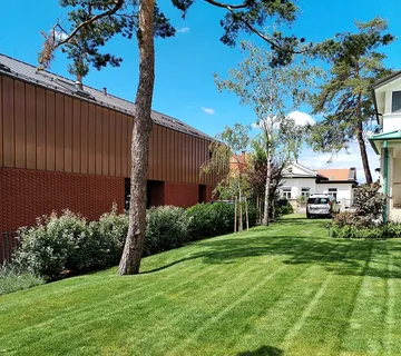 Košnja trave i uređenje travnjaka – brzo i uredno - cover