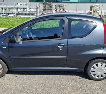 Peugeot 107, odlicno stanje, prva vlasnica, kupljen u RH - cover
