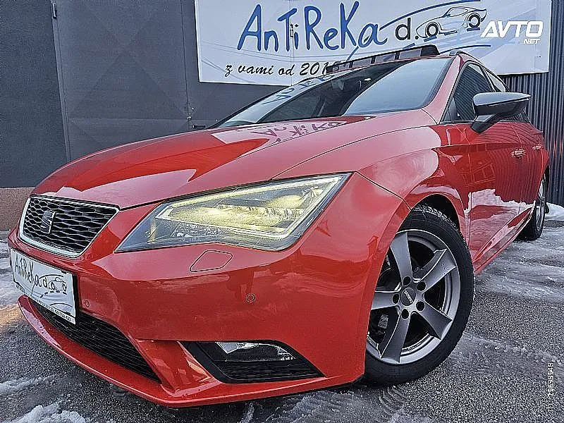 Seat Leon  CONNECT DSG ZNI 381 AN 352 ISPUŠNI PORT - cover