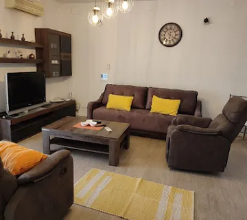 Kostrena trosobni stan za najam - cover