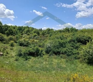 Gospić, 17.000 m² građevinskog i poljoprivrednog zemljišta - INVESTICIJSKA PRILIKA - cover