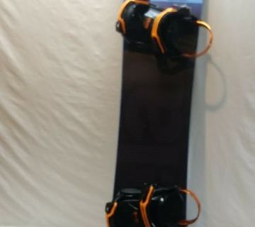 SNOWBOARD 165 CM SA VEZOVIMA   - cover