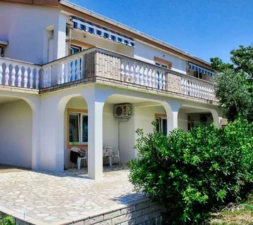 Apartmani Calimero Vidalići - cover