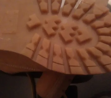 Nove cipele "Borovo" - cover