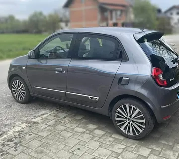 2020 Renault twingo electric - cover