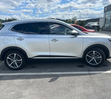 MG EHS 1.5 automatik - cover