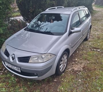 Renault megan grandtour 1.5dci  - cover