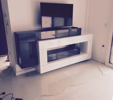 Regal za boravak - cover