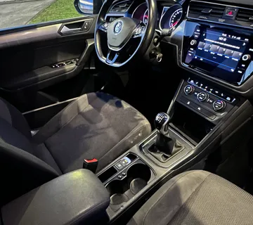 Wolksvagen Touran 2.0. TDI  Comfortline - cover
