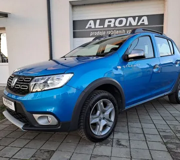 Dacia Sandero 1.5 dCi*JAMSTVO*NAVI,KAMERA,NOVI ZUPČASTI+SERVIS+GUME - cover