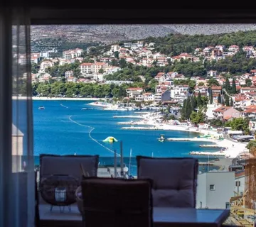 Prekrasan 3-soban penthouse s otvorenim pogledom na more, Okrug Gornji - cover