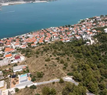 Čiovo, Mastrinka, građevinsko zemljište 3.468 m2, pogled na more! - cover