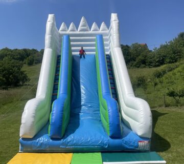 Xxl tobogan na napuhivanje 7 puta 13 visina 10m. - cover