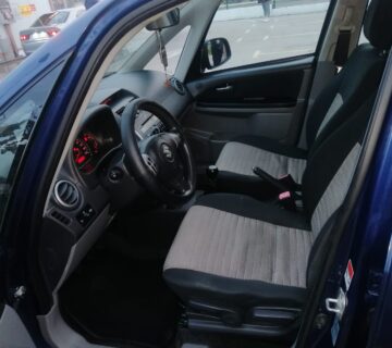 Suzuki SX4, 4x4 - cover