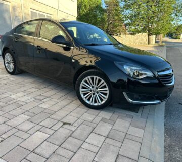 OPEL INSIGNIA 1.6 CDTI 100KW EDITION OPREMA 1,VLASNIK - cover