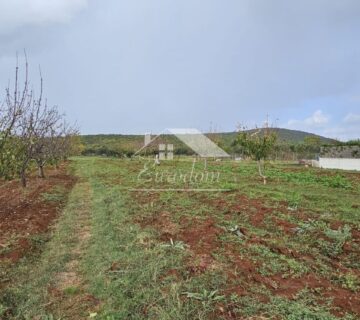 Građevinsko zemljište kod Sukošana, 870 m2 - cover