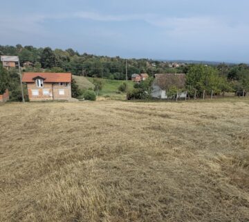 Građevinsko zemljište u Kutini (Kutinska Lipa), 1317 m2, 1065 m2 - cover