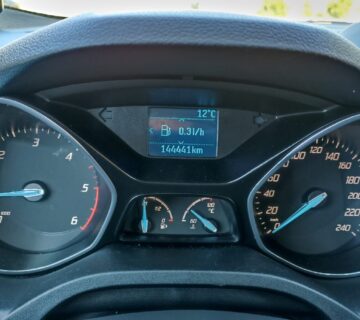 Ford C max - cover
