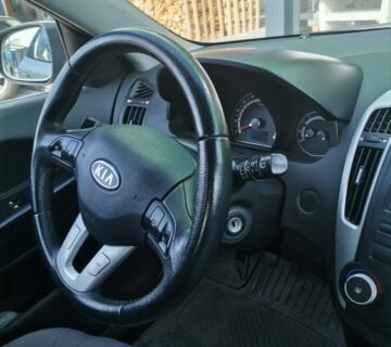 KIA CEED - cover