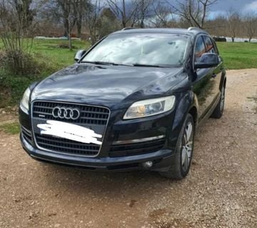 Audi Q7 4,2 V8 quattro  - cover