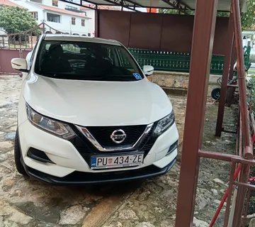 Nissan Qashqai benzin 2020 god 42000 km prvi vlasnik - cover