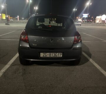 Renault Clio 3 - cover