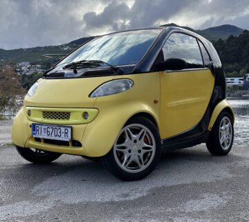 Smart forTwo - cover