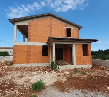 Prodaja, Višnjan (okolica), Samostojeća kuća u roh bau fazi - cover