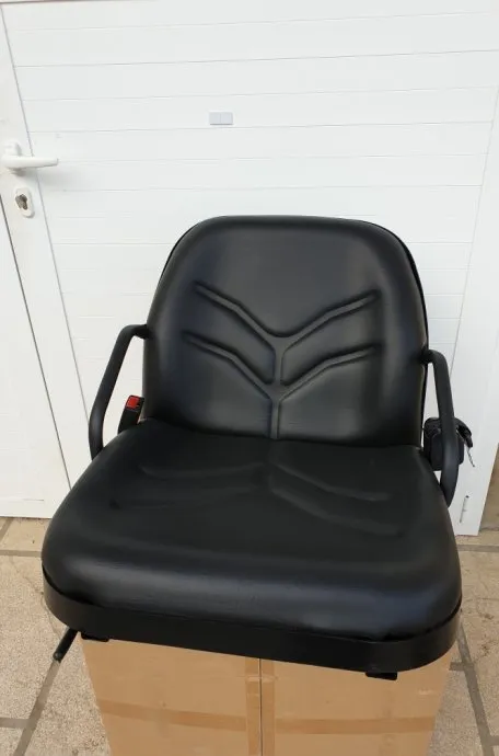 Sjedalo na opruge sa pojasem - cover