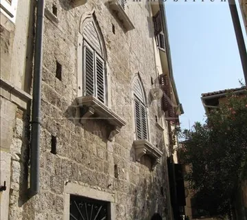 Venecianska kuća u centru Poreča, 144 m2 (prodaja) - cover