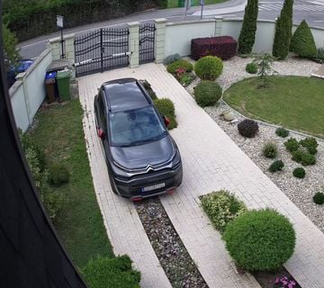 Citroën C3 Aircross 1,2 110ks - SHINE, PRVI VLASNIK - cover